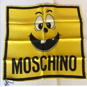MOSCHINO scarf